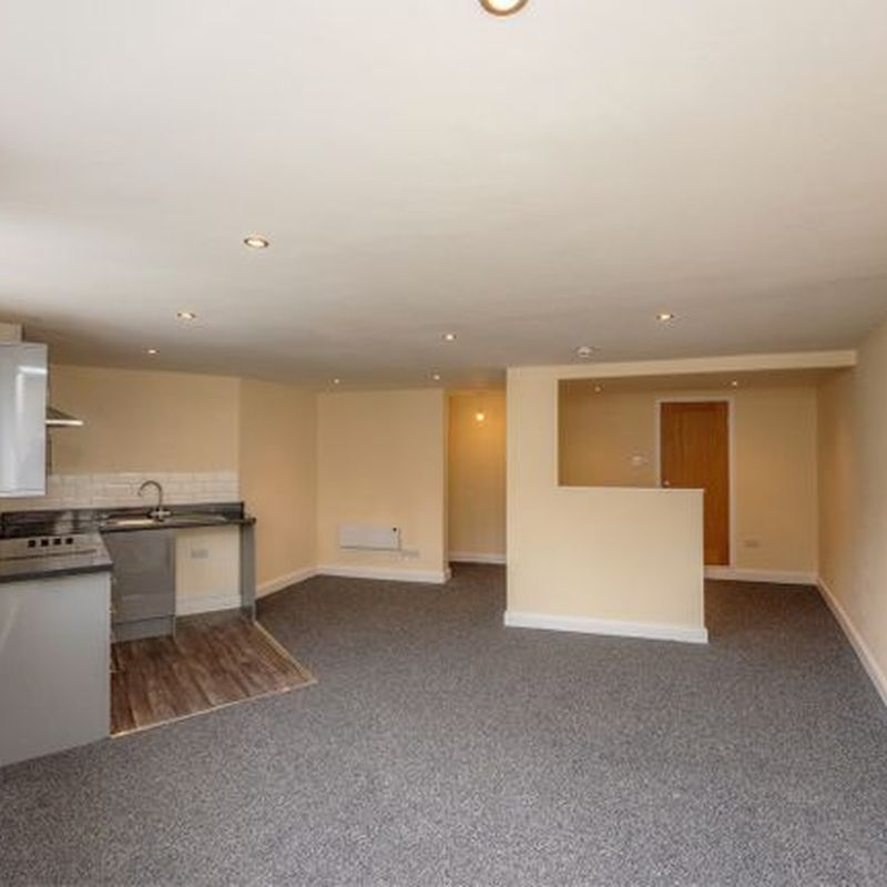 Flat to rent in Hope Street, Barnsley S75 Old Town
