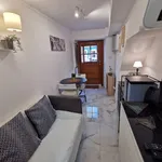 Rent 1 bedroom apartment of 40 m² in Lisbon