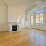 Appartement de 109 m² avec 4 chambre(s) en location à CANNES