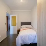 Rent a room of 86 m² in madrid