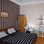 Pronajměte si 3 ložnic/e byt o rozloze 87 m² v Prague