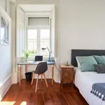 Rent 6 bedroom apartment in Lisbon