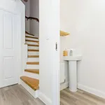 Rent 4 bedroom apartment in East Of England