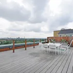 Rent 3 bedroom apartment of 295 m² in London