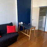 Rent 3 bedroom apartment of 103 m² in Marseille