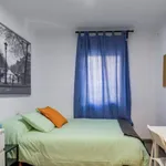 Rent 3 bedroom apartment in Valencia