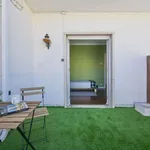 Rent a room in lisbon