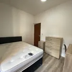 Rent 4 bedroom flat in Leicester