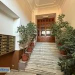 Rent 6 bedroom apartment of 180 m² in Naples