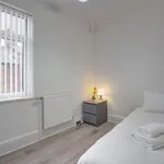 Rent 4 bedroom flat of 117 m² in Liverpool