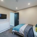 Rent 5 bedroom house in West Midlands