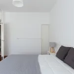 Rent 2 bedroom apartment in Porto