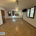 Rent 4 bedroom house of 140 m² in Rome