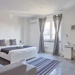 Rent 7 bedroom apartment in lisbon