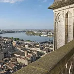 Appartement de 30 m² avec 2 chambre(s) en location à Bordeaux