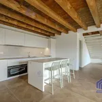 Rent 5 bedroom house of 210 m² in Verona