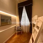 Rent 5 bedroom apartment of 115 m² in Florence