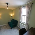 Rent 2 bedroom flat in Essex