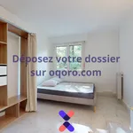 Appartement de 9 m² avec 4 chambre(s) en location à Saint-Martin