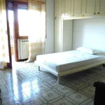 Rent 3 bedroom apartment of 18 m² in Roma