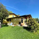 Rent 7 bedroom house of 150 m² in Pietrasanta