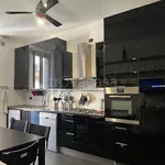 Rent 2 bedroom apartment of 92 m² in Milano