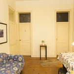 Rent a room of 180 m² in lisbon