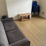 Rent 4 bedroom flat in Wales