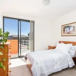 Rent 2 bedroom apartment in Maroubra