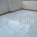 Rent 3 bedroom apartment of 90 m² in Porto