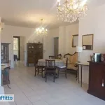 Affitto 4 camera appartamento di 110 m² in Cagliari