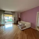 Rent 4 bedroom apartment of 101 m² in Bologna