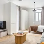 Rent 1 bedroom apartment of 41 m² in Lisbon