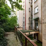 Pronajměte si 2 ložnic/e byt o rozloze 80 m² v Capital City of Prague