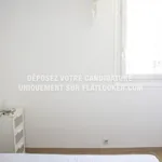 Rent 2 bedroom apartment of 50 m² in Creteil