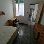 Rent 3 bedroom apartment in Barcelona