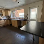 Rent 4 bedroom house in Torquay