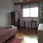 Rent 7 bedroom apartment in Porto