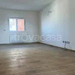 Rent 4 bedroom apartment of 100 m² in Volla