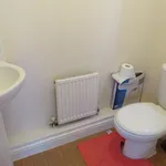 Rent 4 bedroom flat in West Midlands