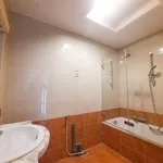 Rent 3 bedroom apartment in Ixelles