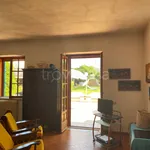 Rent 6 bedroom house of 220 m² in Terracina