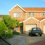 Rent 3 bedroom house in Greenacre