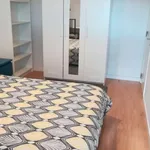 Rent a room in lisbon