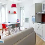 Affitto 3 camera casa di 72 m² in Milan