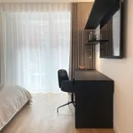 Rent 3 bedroom apartment of 152 m² in Berlin