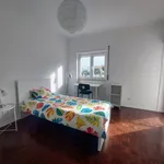 Rent 6 bedroom house in Lisbon