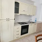 Affitto 1 camera appartamento di 53 m² in Reggio di Calabria