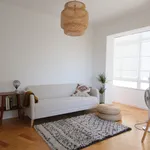 Rent 2 bedroom apartment of 65 m² in Lisbon