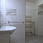 Pronajměte si 3 ložnic/e byt o rozloze 87 m² v Benešov